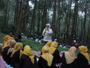 Kenali Rumpun Ilmu Biologi: Pendekatan Kontekstual Melalui Kuliah Lapangan