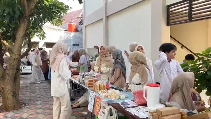 UIN Siber Syekh Nurjati Cirebon Dorong Mahasiswa Tadris Biologi Berinovasi melalui "Eco Think Eco Act Expo"